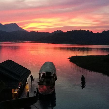 Nirvana Archipel Resort Vang Vieng Zewnętrze zdjęcie